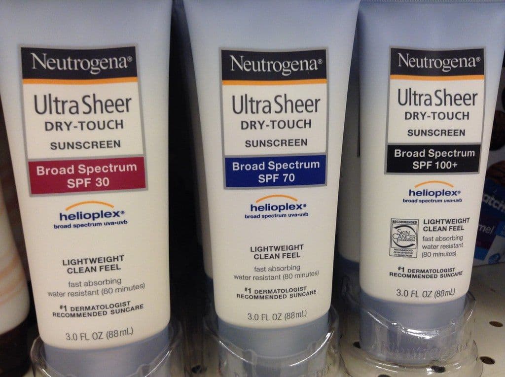 Best Neutrogena Ultra Sheer Dry-Touch Sunscreen Amazon.com